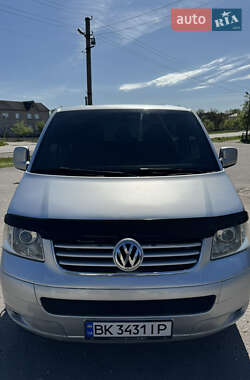 Минивэн Volkswagen Transporter 2007 в Дубно