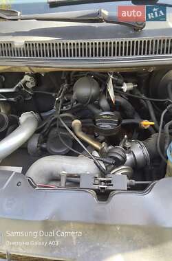 Минивэн Volkswagen Transporter 2004 в 