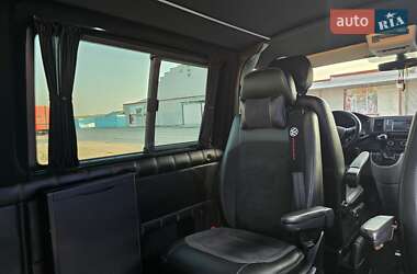Мінівен Volkswagen Transporter 2017 в 