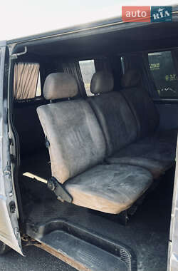 Минивэн Volkswagen Transporter 2001 в 