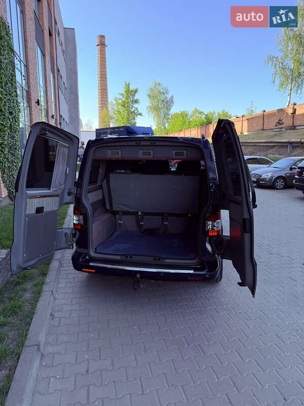 Минивэн Volkswagen Transporter 2009 в Черновцах