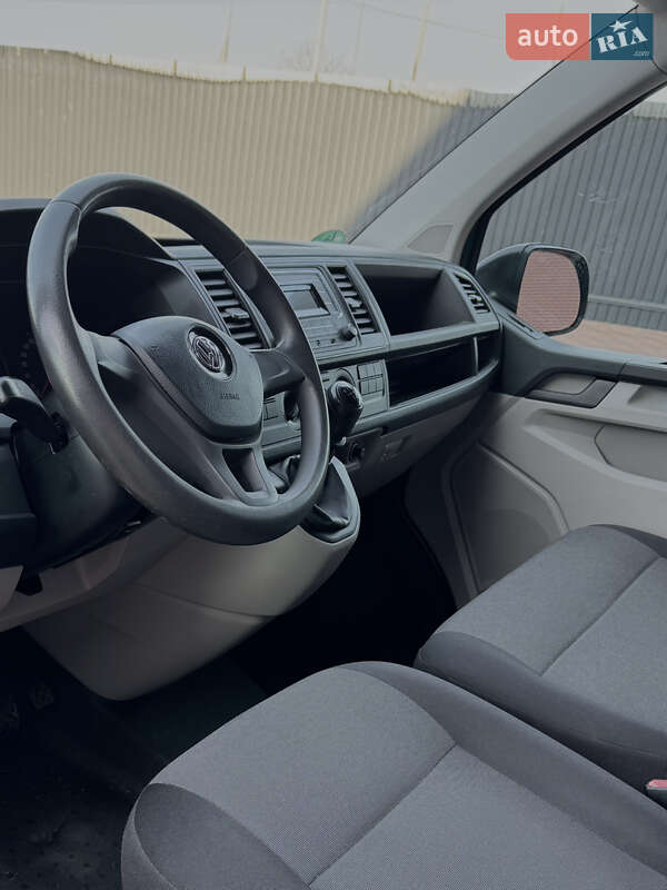 Грузовой фургон Volkswagen Transporter 2019 в Одессе