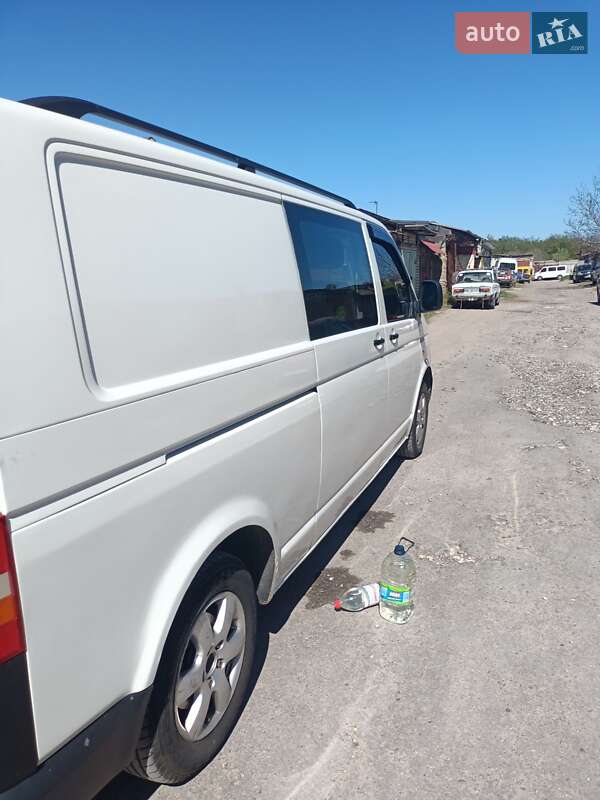 Мінівен Volkswagen Transporter 2006 в Миколаєві