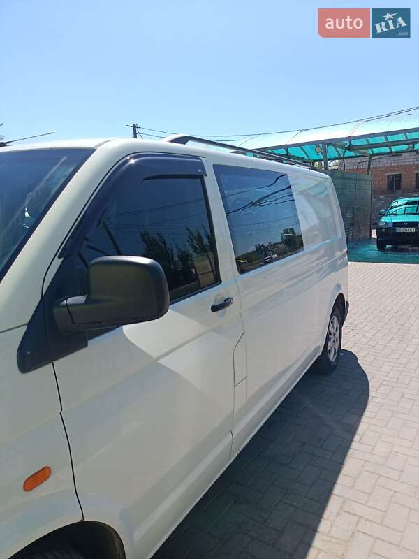 Мінівен Volkswagen Transporter 2006 в Миколаєві