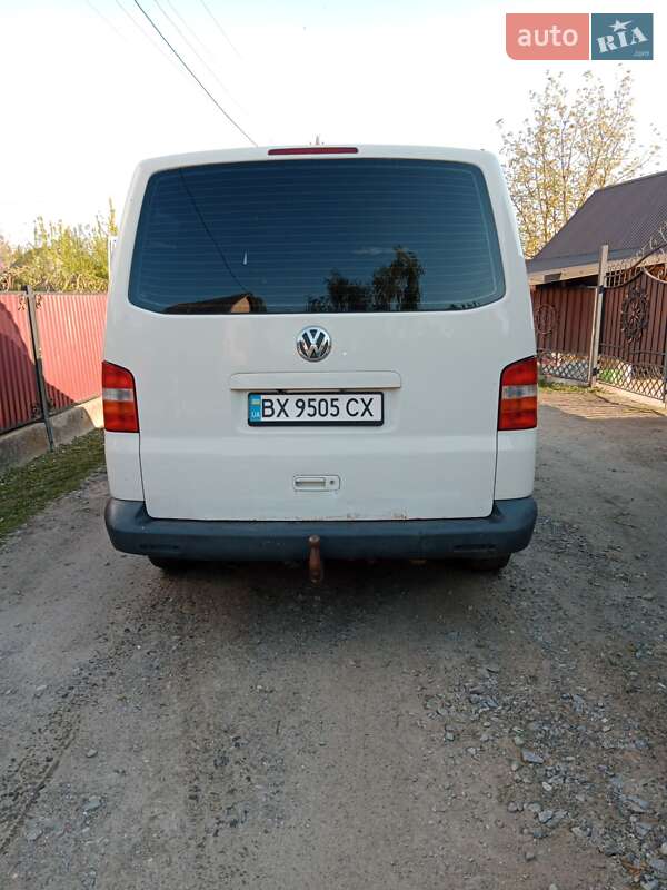 Мінівен Volkswagen Transporter 2004 в Білогір'ї
