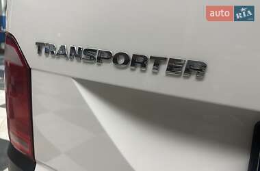 Минивэн Volkswagen Transporter 2018 в 