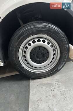 Минивэн Volkswagen Transporter 2018 в 