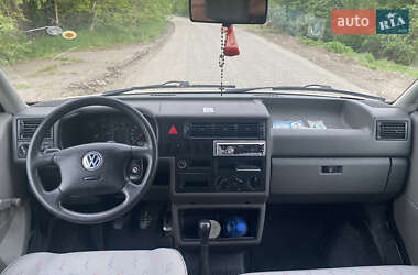 Мінівен Volkswagen Transporter 2001 в 