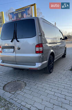 Мінівен Volkswagen Transporter 2012 в 