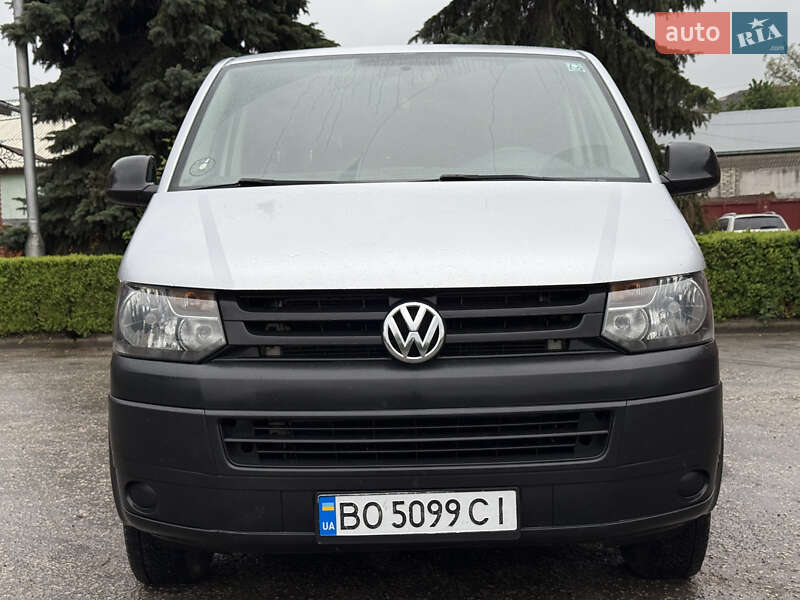 Мінівен Volkswagen Transporter 2016 в Кременці