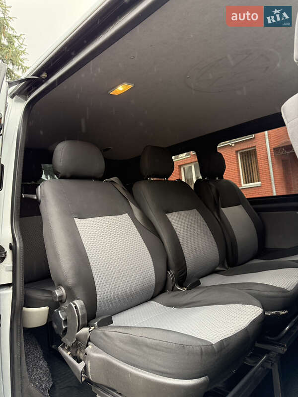 Мінівен Volkswagen Transporter 2016 в Кременці
