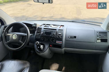 Минивэн Volkswagen Transporter 2004 в 