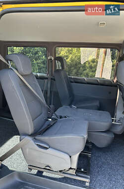 Минивэн Volkswagen Transporter 2013 в 