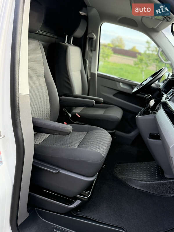 Вантажний фургон Volkswagen Transporter 2020 в Києві