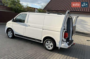Грузовой фургон Volkswagen Transporter 2020 в 