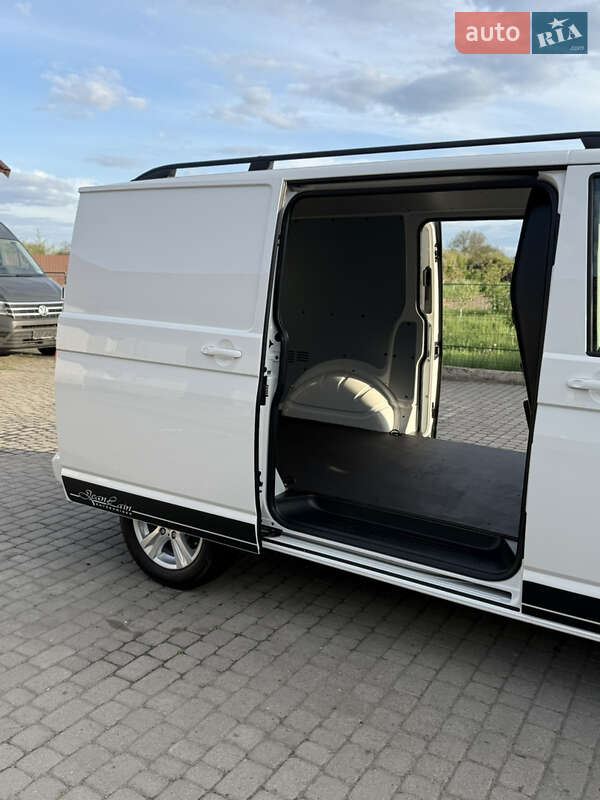 Вантажний фургон Volkswagen Transporter 2020 в Києві