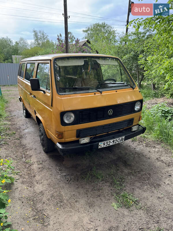 Мінівен Volkswagen Transporter 1987 в 