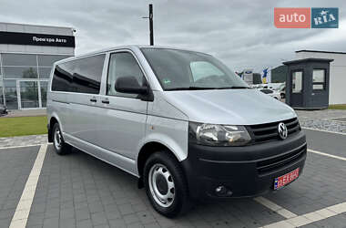 Минивэн Volkswagen Transporter 2013 в 