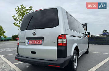 Минивэн Volkswagen Transporter 2013 в 