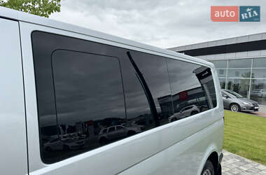 Минивэн Volkswagen Transporter 2013 в 