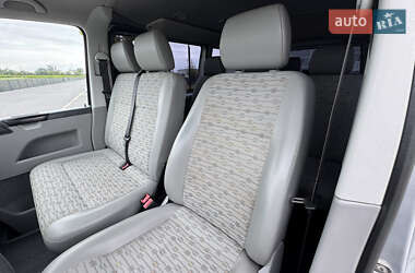 Минивэн Volkswagen Transporter 2013 в 