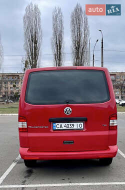 Грузовой фургон Volkswagen Transporter 2013 в 
