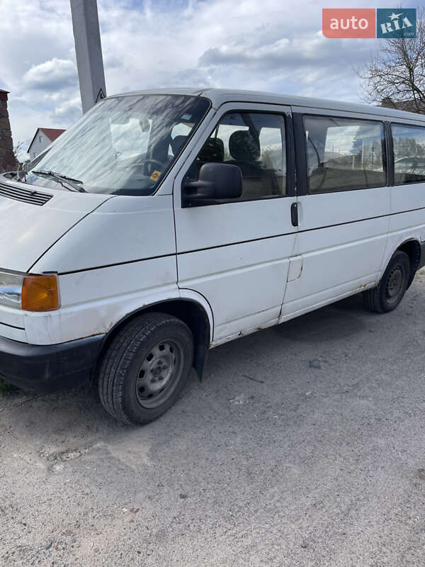 Вантажопасажирський фургон Volkswagen Transporter 1994 в 