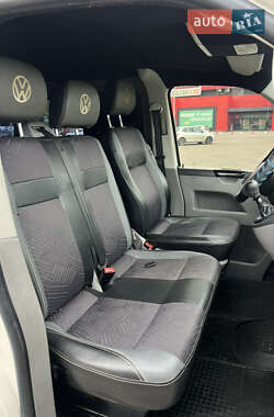 Мінівен Volkswagen Transporter 2005 в 