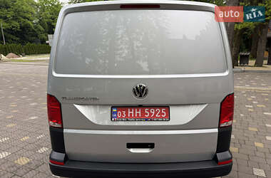 Грузовой фургон Volkswagen Transporter 2021 в 