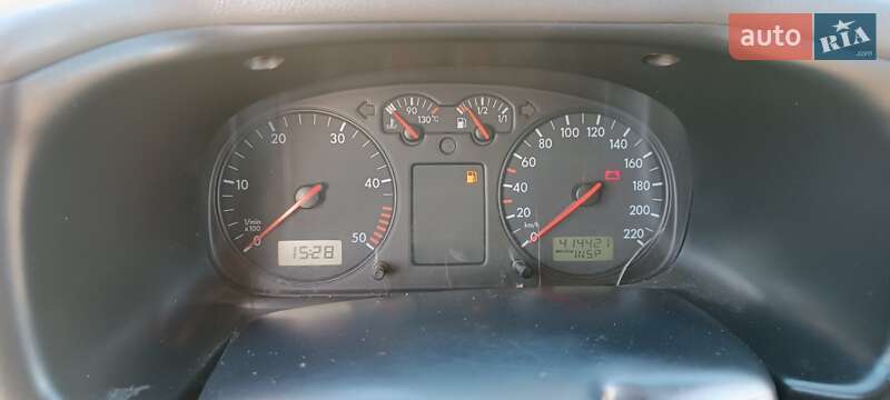 Минивэн Volkswagen Transporter 2001 в Владимире