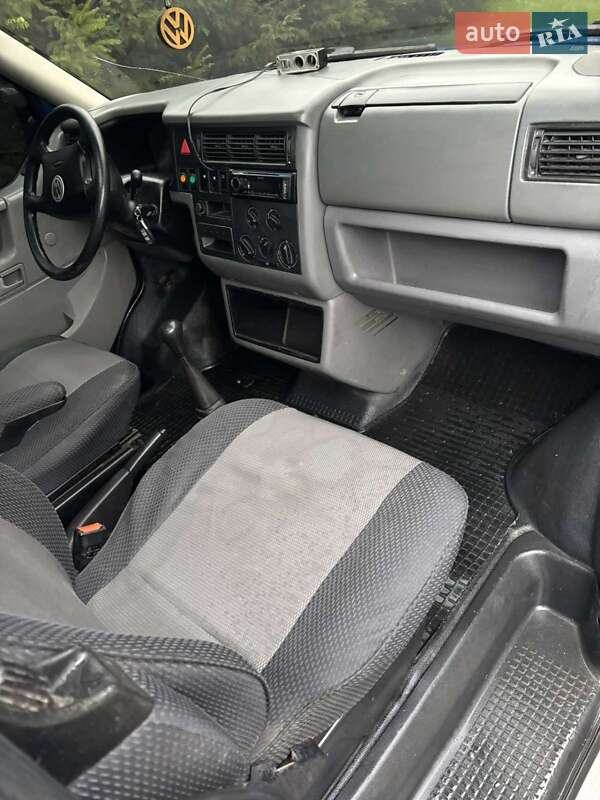 Минивэн Volkswagen Transporter 2001 в Яремче