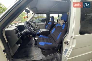 Минивэн Volkswagen Transporter 2001 в 