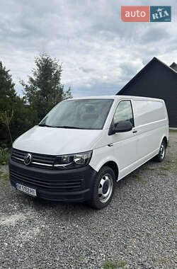 Вантажний фургон Volkswagen Transporter 2016 в Рокитному