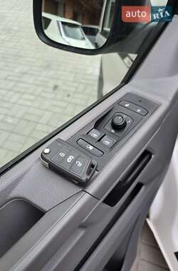 Грузовой фургон Volkswagen Transporter 2019 в 