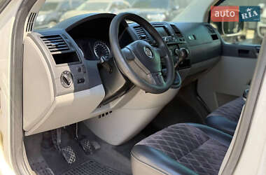 Грузопассажирский фургон Volkswagen Transporter 2013 в 