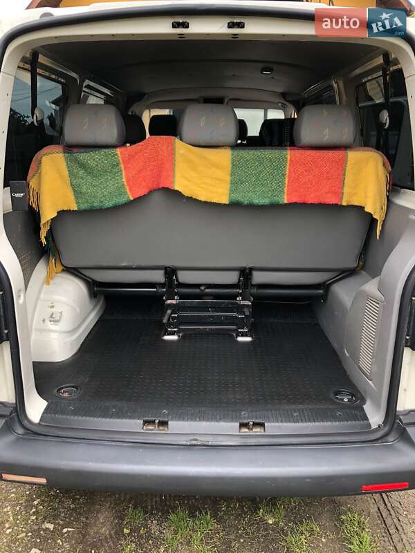 Минивэн Volkswagen Transporter 2005 в Черновцах