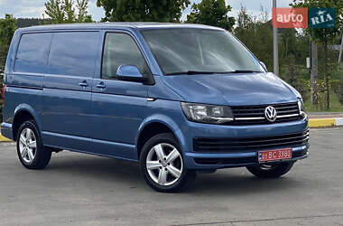 Грузовой фургон Volkswagen Transporter 2017 в 
