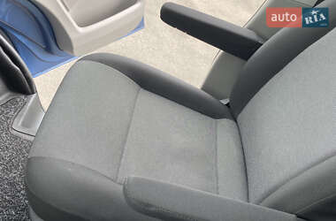 Грузовой фургон Volkswagen Transporter 2017 в 