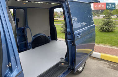 Грузовой фургон Volkswagen Transporter 2017 в 