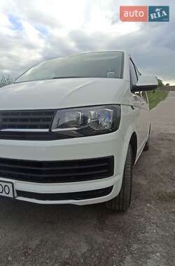 Мінівен Volkswagen Transporter 2016 в 