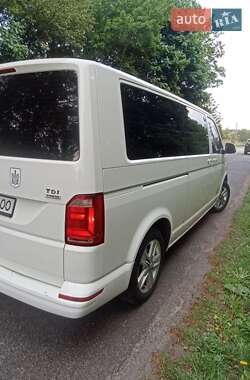 Мінівен Volkswagen Transporter 2016 в 