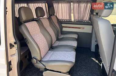Мінівен Volkswagen Transporter 2010 в 