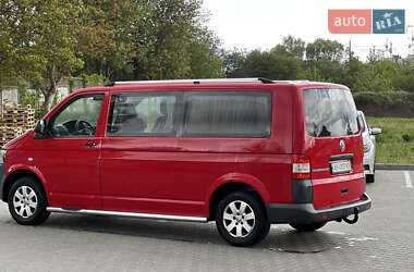 Минивэн Volkswagen Transporter 2012 в 