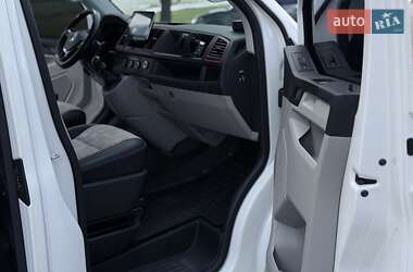 Минивэн Volkswagen Transporter 2016 в 