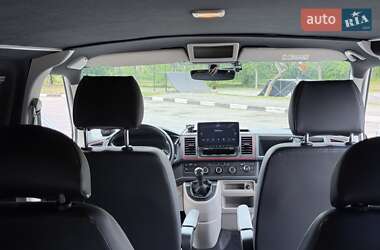 Минивэн Volkswagen Transporter 2016 в 