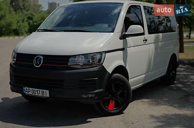Минивэн Volkswagen Transporter 2016 в 