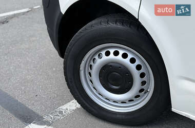 Мінівен Volkswagen Transporter 2005 в 