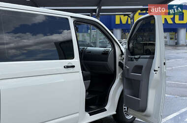 Мінівен Volkswagen Transporter 2005 в 