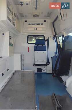 Вантажний фургон Volkswagen Transporter 2009 в 