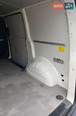 Грузовой фургон Volkswagen Transporter 2008 в 